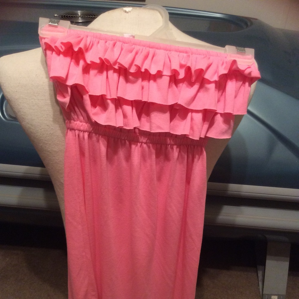5th and Love small strapless dress